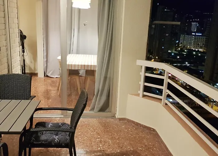 Disponible En Abril-Wifi-3Hab, 6 Pers, -Piscina, Aire Acondi-Parking Opcionable Extra